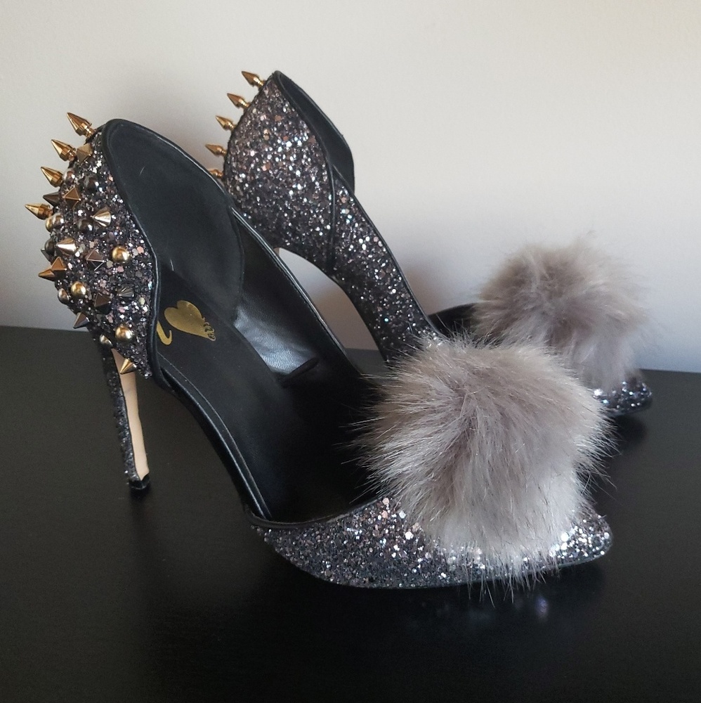 Studded heals